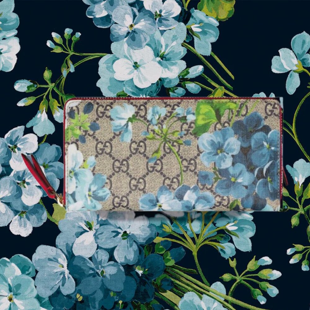 Gucci GG Blue Blooms Supreme Monogram Zip Continental Wallet
